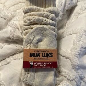 Muk Luks Cream Cozy Knit Socks